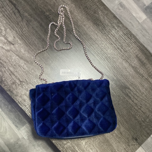 Convertible Crossbody Shoulder Bag - Picture 2 of 5